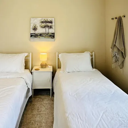 Luxury At Pelion- Ruby 자고라